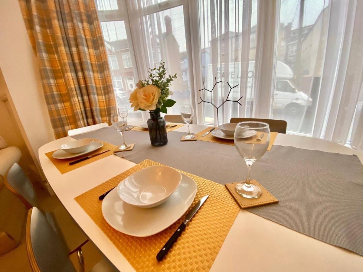 Blackpool Abode - The Buttercup Suite Eksteriør bilde